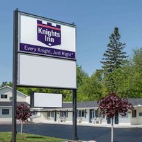 Knights Inn Arnprior