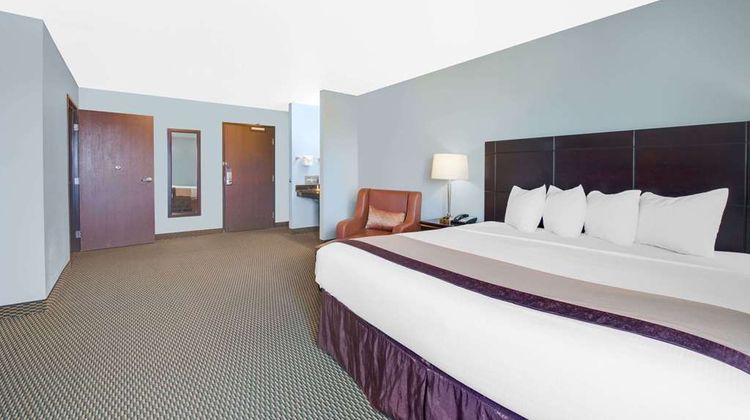 Baymont Inn & Suites Rapid City Suite