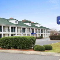 Baymont Inn & Suites Thomasville