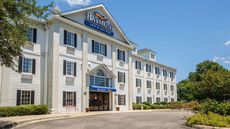 Baymont Inn  and  Suites-Lafayette Arpt Exterior. Images powered by <a href="https://iceportal.shijigroup.com" target="_blank" rel="noopener">Ice Portal</a>.