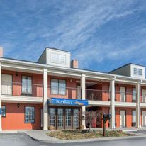 Baymont Inn & Suites Cleveland