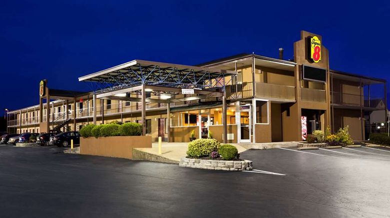 <b>Super 8 Jackson Exterior</b>. Images powered by <a href="https://iceportal.shijigroup.com/" title="IcePortal" target="_blank">IcePortal</a>.