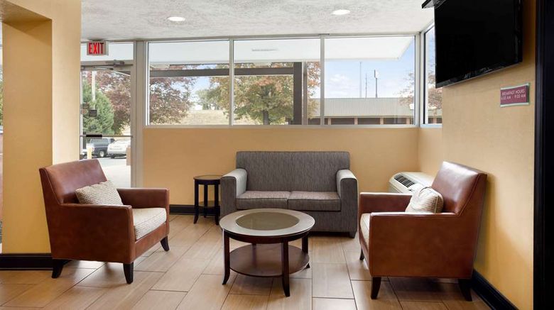 <b>Super 8 Jackson Lobby</b>. Images powered by <a href="https://iceportal.shijigroup.com/" title="IcePortal" target="_blank">IcePortal</a>.