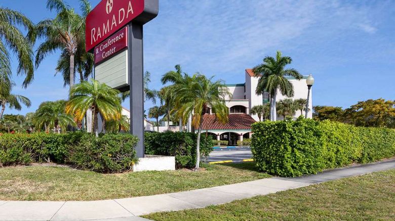 <b>Ramada West Palm Beach Airport Exterior</b>. Images powered by <a href="https://iceportal.shijigroup.com/" title="IcePortal" target="_blank">IcePortal</a>.
