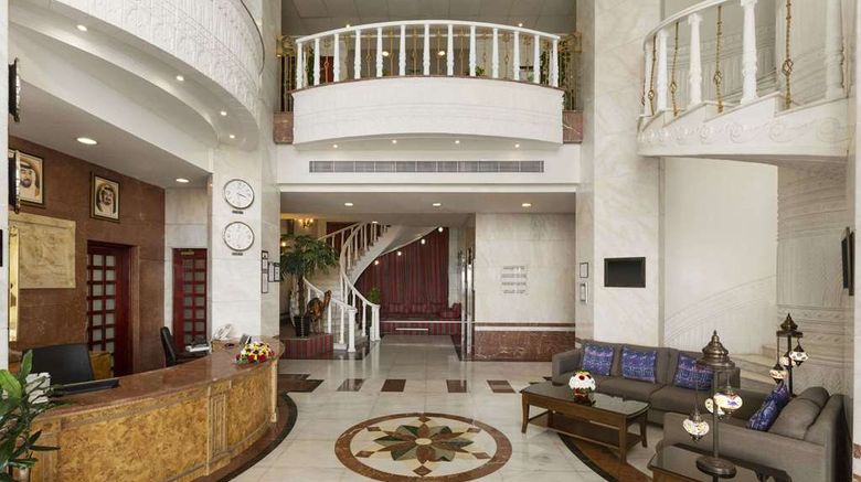 <b>Ramada Beach Hotel Ajman Lobby</b>. Images powered by <a href="https://iceportal.shijigroup.com/" title="IcePortal" target="_blank">IcePortal</a>.
