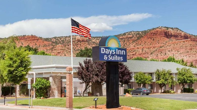 Days Inn  and  Suites Kanab Exterior. Images powered by <a href="https://iceportal.shijigroup.com" target="_blank" rel="noopener">Ice Portal</a>.