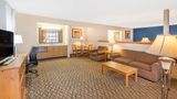 <b>Baymont Inn & Suites Lakefront Suite</b>. Images powered by <a href="https://iceportal.shijigroup.com/" title="IcePortal" target="_blank">IcePortal</a>.
