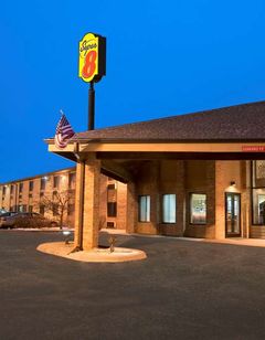 Super 8 Green Bay I-43 Business Park