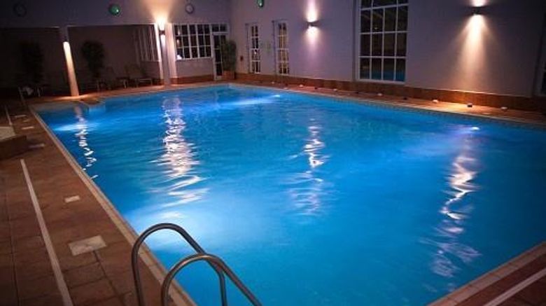 https://ik.imgkit.net/3vlqs5axxjf/external/ik-seo/http://media.iceportal.com/39356/photos/7880727_XL/Bedford-Lodge-Hotel-%26-Spa-Pool.jpg?tr=w-780%2Ch-437%2Cfo-auto