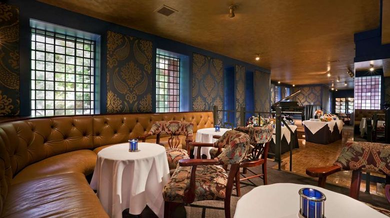 <b>The Henley Park Hotel Restaurant</b>. Images powered by <a href="https://iceportal.shijigroup.com/" title="IcePortal" target="_blank">IcePortal</a>.
