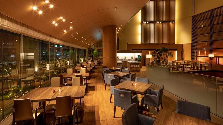 <b>Marunouchi Hotel Restaurant</b>. Images powered by <a href="https://iceportal.shijigroup.com/" title="IcePortal" target="_blank">IcePortal</a>.