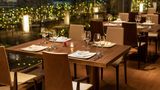 <b>Marunouchi Hotel Restaurant</b>. Images powered by <a href="https://iceportal.shijigroup.com/" title="IcePortal" target="_blank">IcePortal</a>.