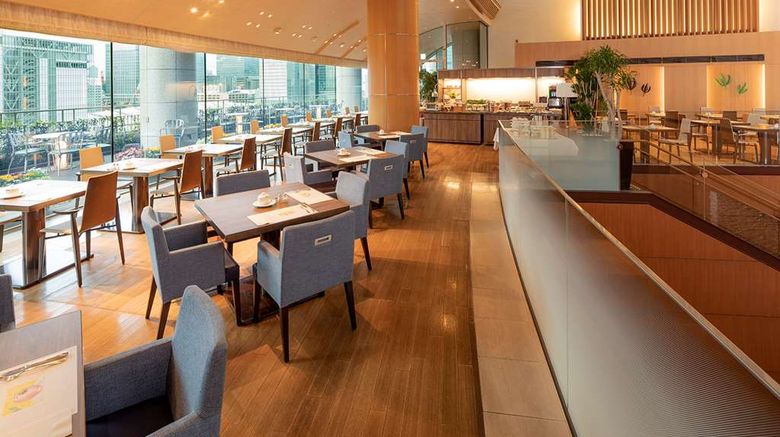 <b>Marunouchi Hotel Restaurant</b>. Images powered by <a href="https://iceportal.shijigroup.com/" title="IcePortal" target="_blank">IcePortal</a>.