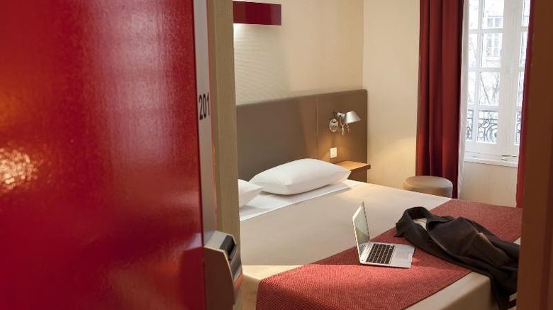 <b>Coeur de City Hotel Bordeaux Clemenceau Room</b>. Images powered by <a href="https://iceportal.shijigroup.com/" title="IcePortal" target="_blank">IcePortal</a>.