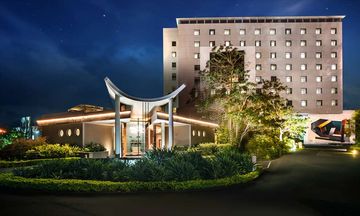 Hennessy Park Hotel