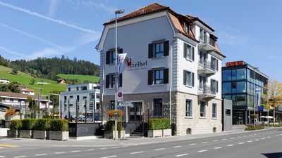 TOP Hotel Freihof Unteraegeri