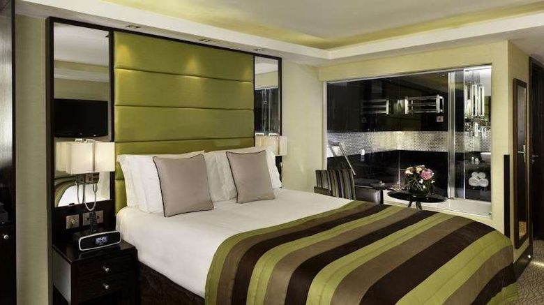 <b>The Barbican Rooms by Montcalm Room</b>. Images powered by <a href="https://iceportal.shijigroup.com/" title="IcePortal" target="_blank">IcePortal</a>.