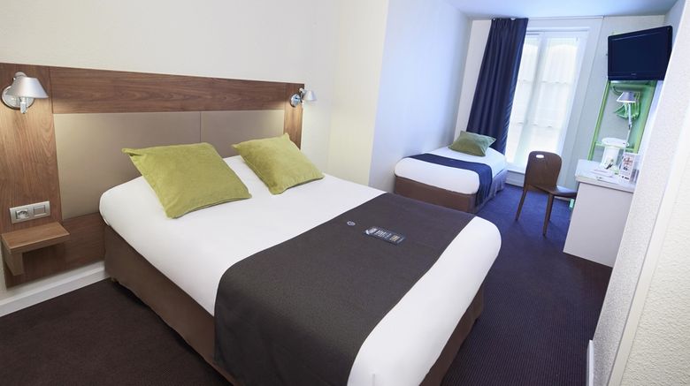 <b>Campanile Hotel Lyon Center Room</b>. Images powered by <a href="https://iceportal.shijigroup.com/" title="IcePortal" target="_blank">IcePortal</a>.