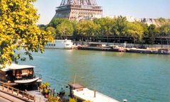 Campanile Paris Tour Eiffel