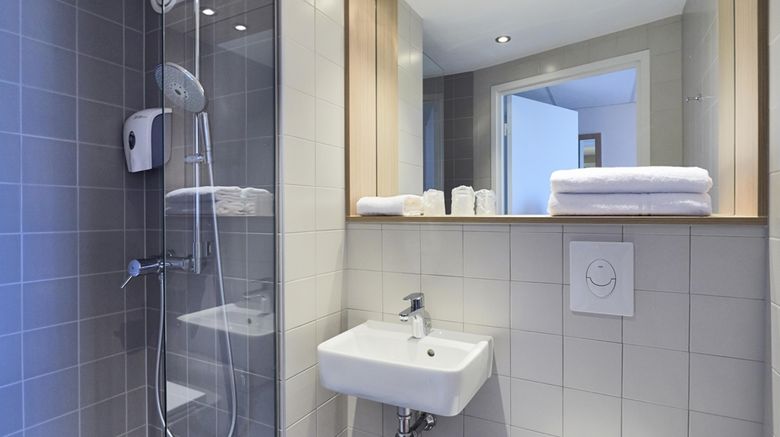 <b>Premiere Classe Bordeaux Ouest-Merignac Room</b>. Images powered by <a href="https://iceportal.shijigroup.com/" title="IcePortal" target="_blank">IcePortal</a>.