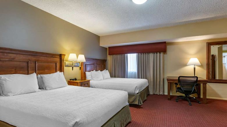 <b>Best Western Plus King's Inn & Suites Suite</b>. Images powered by <a href="https://iceportal.shijigroup.com/" title="IcePortal" target="_blank">IcePortal</a>.