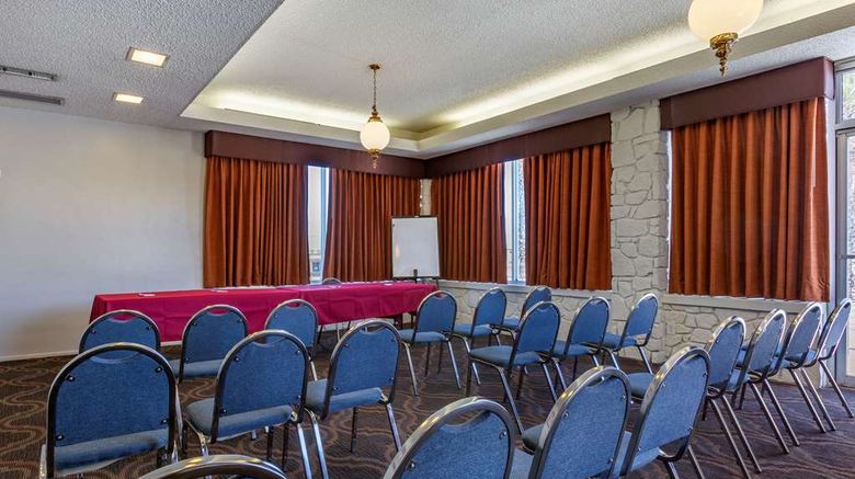 <b>Best Western Plus King's Inn & Suites Meeting</b>. Images powered by <a href="https://iceportal.shijigroup.com/" title="IcePortal" target="_blank">IcePortal</a>.