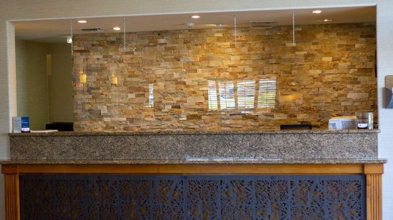 <b>Best Western Plus a Wayfarer's Inn Lobby</b>. Images powered by <a href="https://iceportal.shijigroup.com/" title="IcePortal" target="_blank">IcePortal</a>.