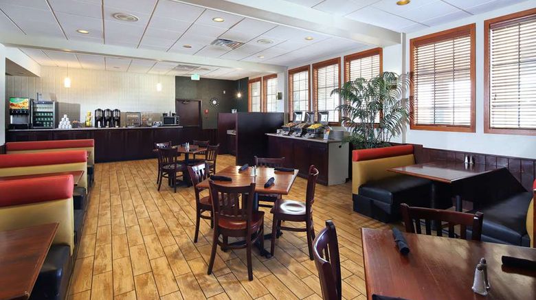 <b>Best Western Plus TUC Int'l Airport Htl Restaurant</b>. Images powered by <a href="https://iceportal.shijigroup.com/" title="IcePortal" target="_blank">IcePortal</a>.