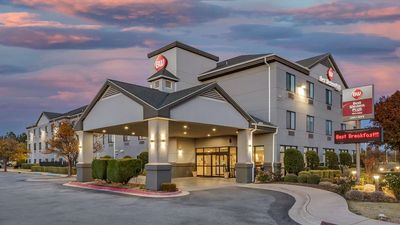 Best Western Plus Castlerock Inn & Stes