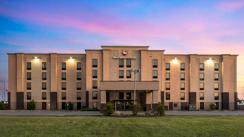 <b>Best Western Plus Jonesboro Inn & Suites Exterior</b>. Images powered by <a href="https://iceportal.shijigroup.com/" title="IcePortal" target="_blank">IcePortal</a>.