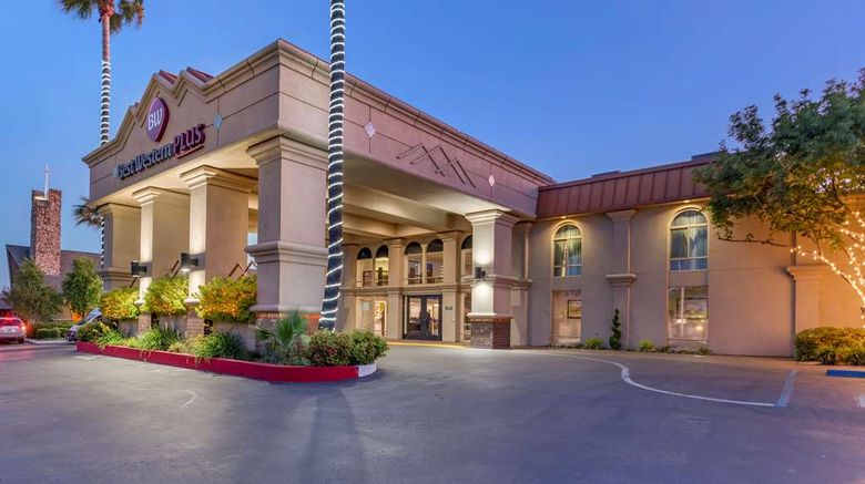<b>Best Western Plus Hilltop Inn Exterior</b>. Images powered by <a href="https://iceportal.shijigroup.com/" title="IcePortal" target="_blank">IcePortal</a>.