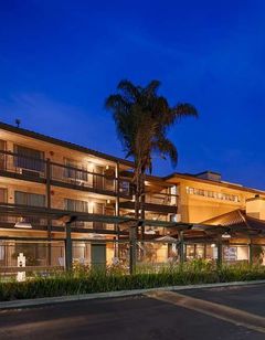 Best Western Plus Executive Inn