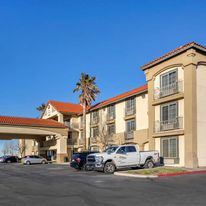 Best Western Plus John Jay Inn & Suites