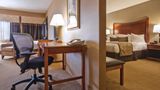 Best Western Plus North Haven Hotel Suite