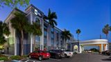<b>Best Western Fort Myers Inn & Suites Exterior</b>. Images powered by <a href="https://iceportal.shijigroup.com/" title="IcePortal" target="_blank">IcePortal</a>.