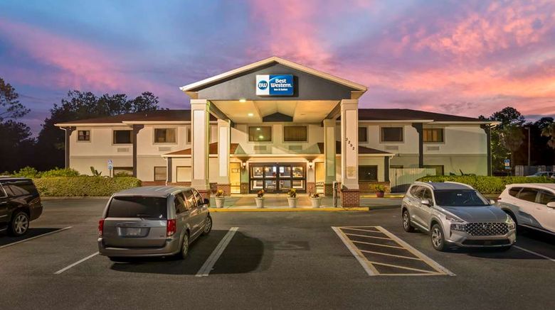 <b>Best Western Wakulla Inn & Suites Exterior</b>. Images powered by <a href="https://iceportal.shijigroup.com/" title="IcePortal" target="_blank">IcePortal</a>.