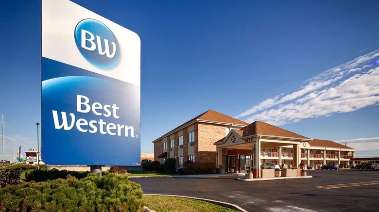 Best Western Inn of St. Charles Exterior. Images powered by <a href="https://iceportal.shijigroup.com" target="_blank" rel="noopener">Ice Portal</a>.