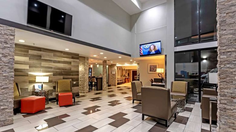 <b>Best Western at O'Hare Lobby</b>. Images powered by <a href="https://iceportal.shijigroup.com/" title="IcePortal" target="_blank">IcePortal</a>.