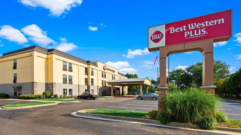 Best Western Plus Mishawaka Inn Exterior. Images powered by <a href="https://iceportal.shijigroup.com" target="_blank" rel="noopener">Ice Portal</a>.