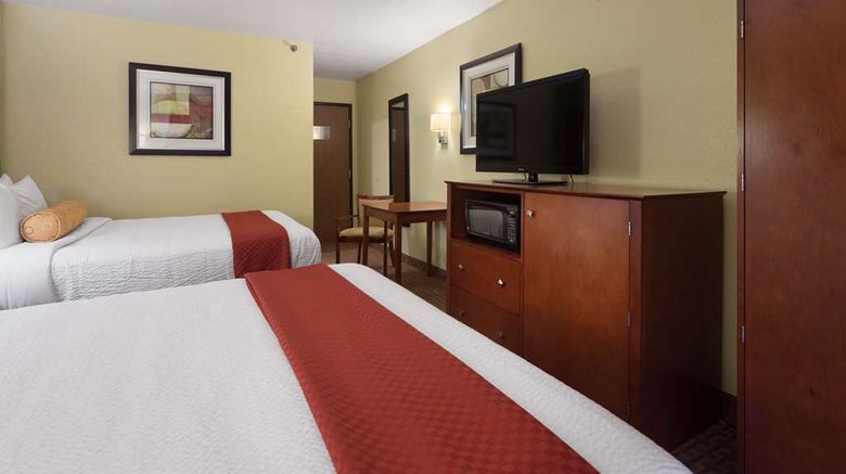 <b>Best Western Plus Altoona Inn Room</b>. Images powered by <a href="https://iceportal.shijigroup.com/" title="IcePortal" target="_blank">IcePortal</a>.