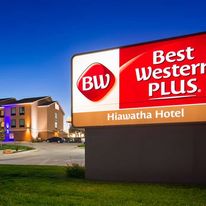 Best Western Plus Hiawatha Hotel