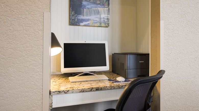 <b>Best Western Harbour Pointe Lakefront Other</b>. Images powered by <a href="https://iceportal.shijigroup.com/" title="IcePortal" target="_blank">IcePortal</a>.