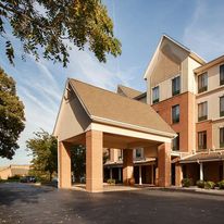 Best Western Plus Kalamazoo Suites