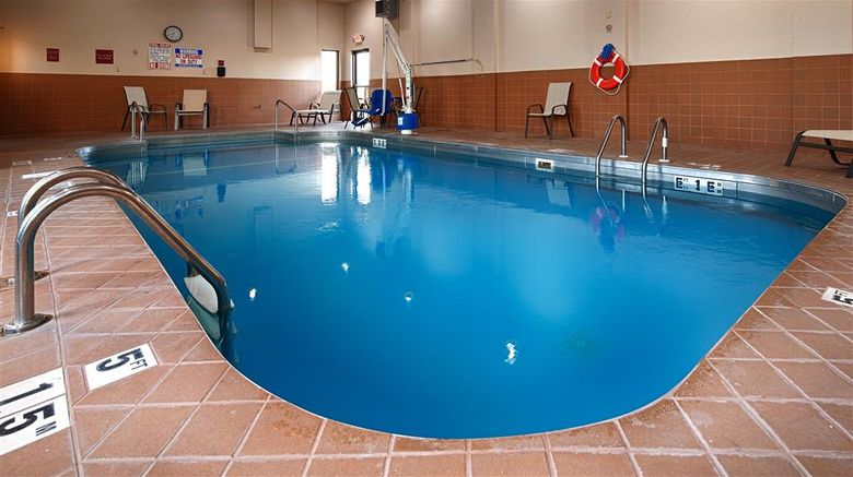 <b>Best Western Plus Sikeston Pool</b>. Images powered by <a href="https://iceportal.shijigroup.com/" title="IcePortal" target="_blank">IcePortal</a>.