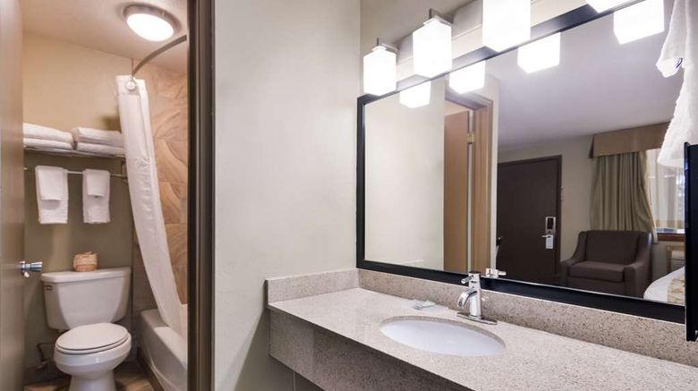 <b>Best Western Weston Inn Room</b>. Images powered by <a href="https://iceportal.shijigroup.com/" title="IcePortal" target="_blank">IcePortal</a>.