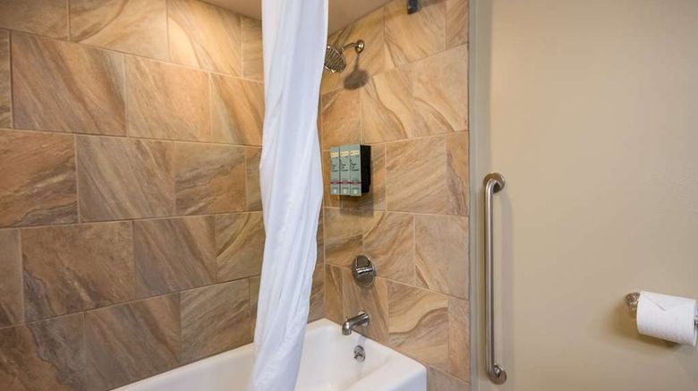 <b>Best Western Weston Inn Room</b>. Images powered by <a href="https://iceportal.shijigroup.com/" title="IcePortal" target="_blank">IcePortal</a>.