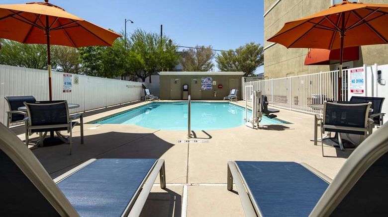 <b>Best Western Plus Henderson Hotel Pool</b>. Images powered by <a href="https://iceportal.shijigroup.com/" title="IcePortal" target="_blank">IcePortal</a>.