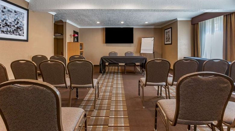 <b>Best Western Airport ABQ Inn/Suites Meeting</b>. Images powered by <a href="https://iceportal.shijigroup.com/" title="IcePortal" target="_blank">IcePortal</a>.