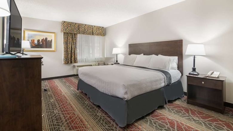 <b>Best Western Saranac Lake Room</b>. Images powered by <a href="https://iceportal.shijigroup.com/" title="IcePortal" target="_blank">IcePortal</a>.