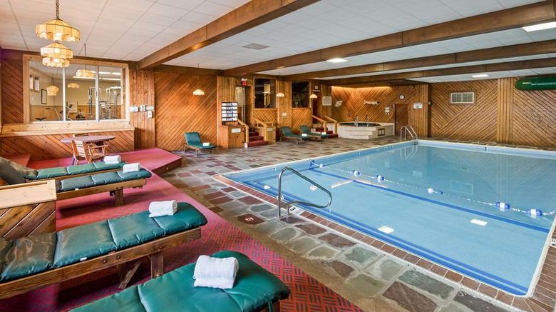 <b>Best Western Adirondack Inn Pool</b>. Images powered by <a href="https://iceportal.shijigroup.com/" title="IcePortal" target="_blank">IcePortal</a>.